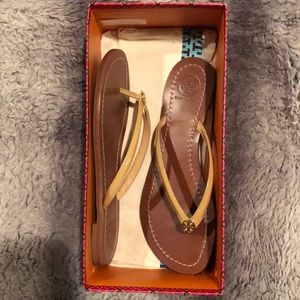 Tory Burch Terra Sandals in Sun Beige Size 8